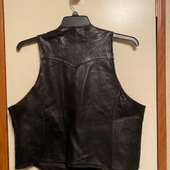 Pioneer Wear Leather Vest - Picture 5 of 6